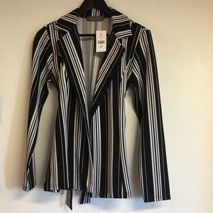 Suzy Shier Blazer